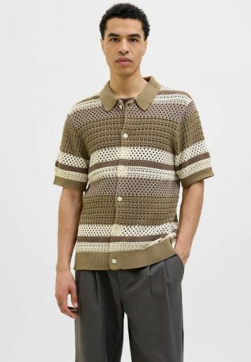 Вязаная кофта