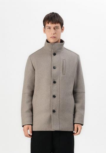 Короткое пальто