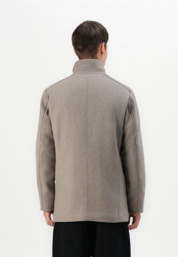 Короткое пальто