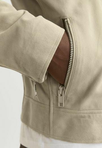 Кожаная куртка