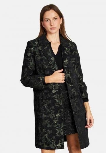 Короткое пальто