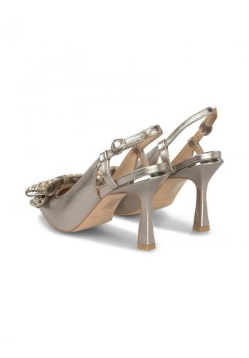 Туфли на высоком каблуке