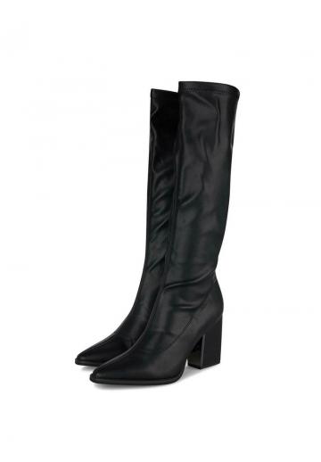 Высокие сапоги