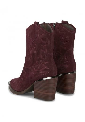 Ковбойские сапоги