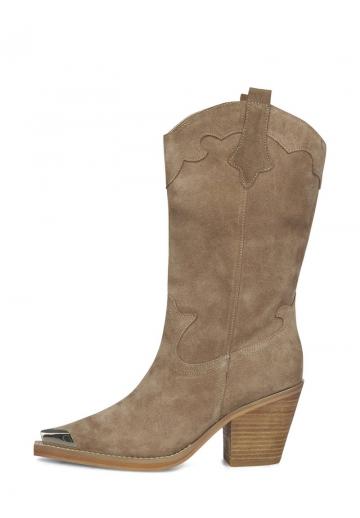 Ковбойские сапоги