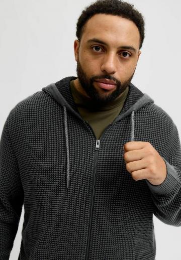 Вязаная кофта