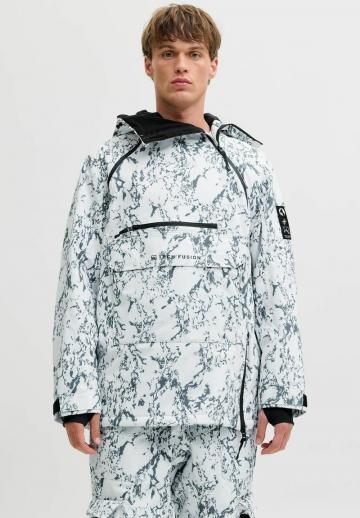 Зимняя куртка