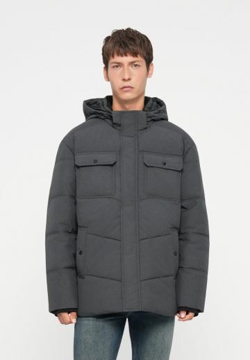 Зимняя куртка