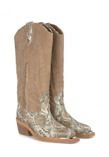 Ковбойские сапоги