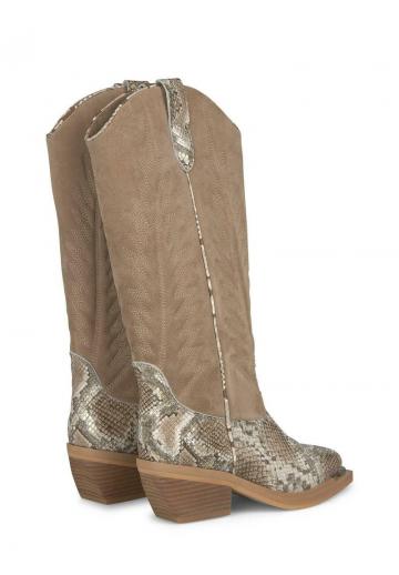 Ковбойские сапоги