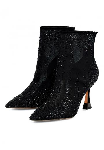 Полусапожки на высоком каблуке