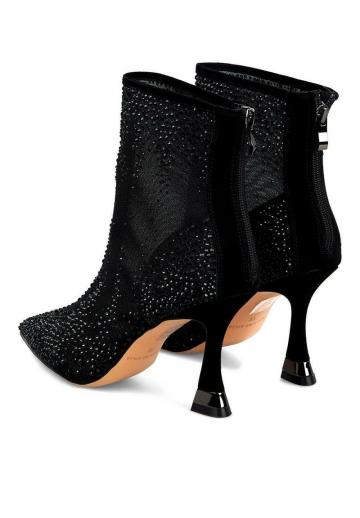 Полусапожки на высоком каблуке