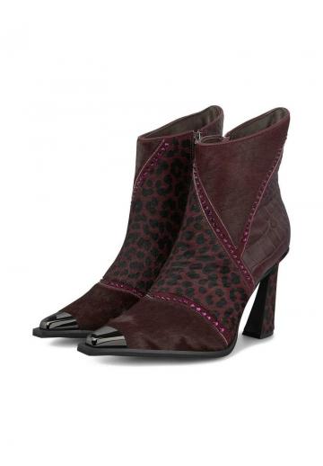 Полусапожки на высоком каблуке