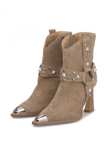 Полусапожки на высоком каблуке