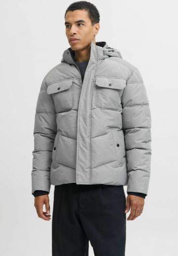 Зимняя куртка