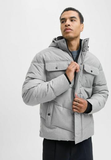 Зимняя куртка