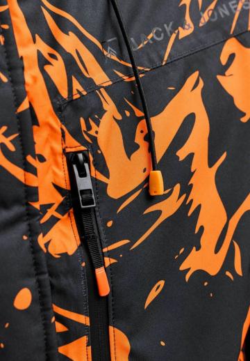 Зимняя куртка