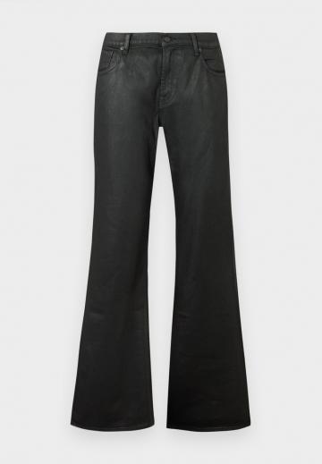 Клешеные джинсы