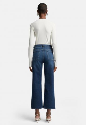 Короткие джинсы