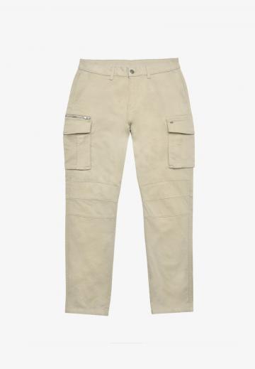 Брюки с накладными карманами