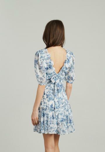 Короткое платье