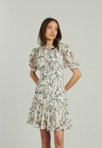 Короткое платье