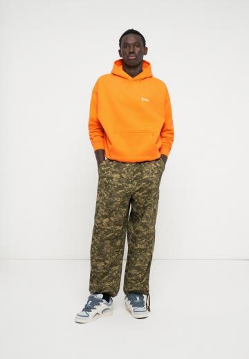 Пуловер с капюшоном