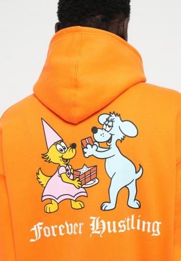 Пуловер с капюшоном