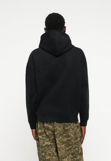 Пуловер с капюшоном