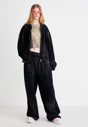 Спортивные штаны