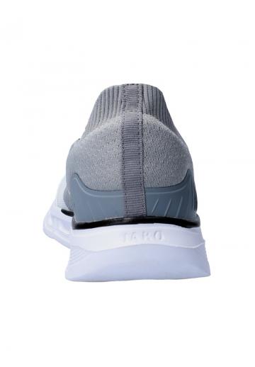 Тренировочные кроссовки