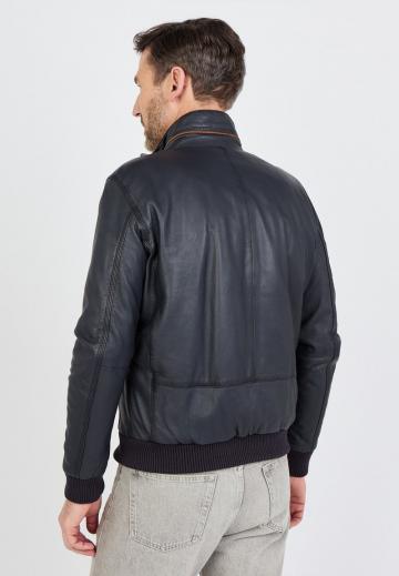 Куртка бомбер