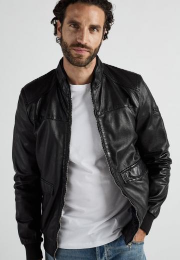 Куртка бомбер