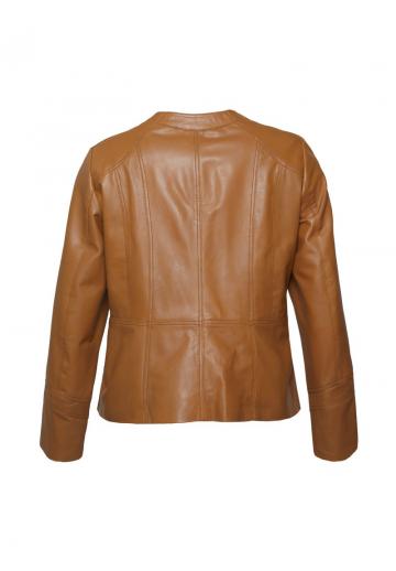 Короткая куртка