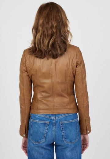 Короткая куртка