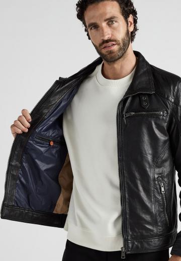 Кожаная куртка