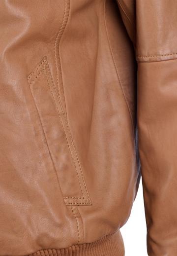 Кожаная куртка