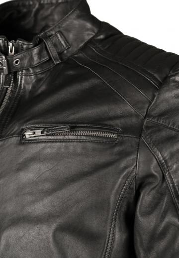 Кожаная куртка