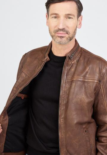 Куртка бомбер