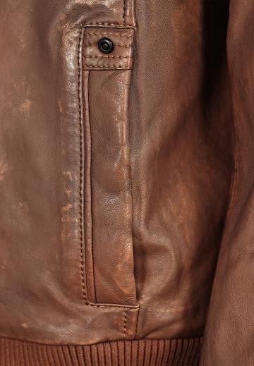 Куртка бомбер