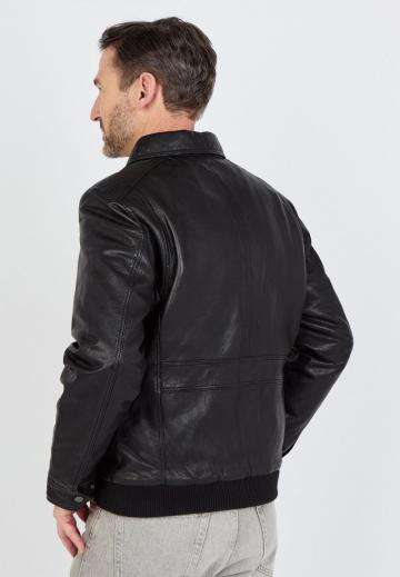 Кожаная куртка