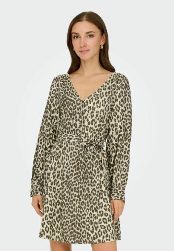 Короткое платье