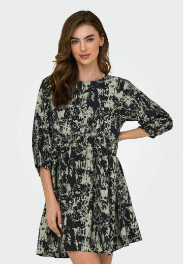 Короткое платье