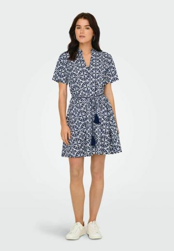 Короткое платье