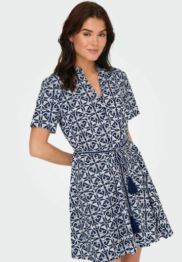 Короткое платье