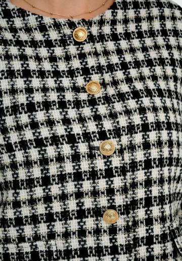 Короткая куртка