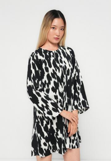 Короткое платье