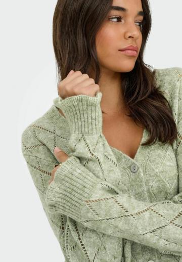 Вязаная кофта