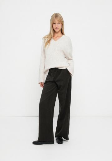 Длинный пуловер