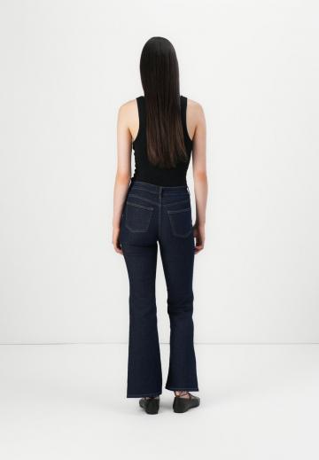 Клешеные брюки